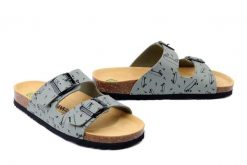 DR. BRINKMANN 500058-07 khaki, klapki damskie. Zielone klapki damskie Dr. Brinkmann, bez wzorów, bez obcasa, bez zapięcia. Za 164.90 zł.