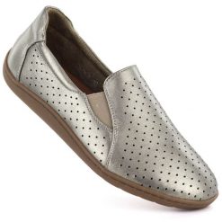 Skórzane półbuty ażurowe barefoot złote M.Daszyński OL38-2. Żółte półbuty damskie M.Daszyński, w ażurowe wzory, ze skóry, bez obcasa, bez zapięcia. Za 229.99 zł.