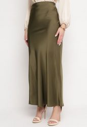Ciemnozielona Satynowa Spódnica Maxi Shapas. Zielone spódnice damskie Born2be, l, bez wzorów, z satyny, z podwyższonym stanem, maxi. Za 89.99 zł.