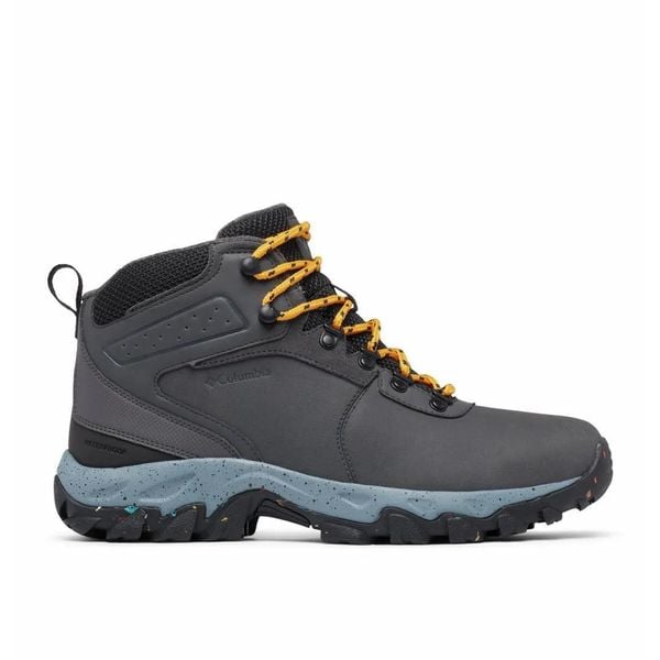 Buty do chodzenia męskie Columbia Newton Ridge Ii Waterproof. Szare buty zimowe męskie Columbia, bez wzorów, bez obcasa, bez zapięcia. Za 419.99 zł.
