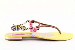 Sandały Dijean 355 754 Np. Hazelnut Poa, Żółty, Skóra ekologiczna - 37. Żółte sandały damskie Dijean, bez wzorów, z materiału, bez obcasa, na płaskiej podeszwie, bez zapięcia. W wyprzedaży za 17.10 zł.