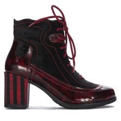 Botki Maciejka. Czarne botki damskie Maciejka, bez wzorów, bez obcasa, na słupku, bez zapięcia. Za 529.99 zł.