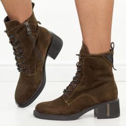Khaki skórzane botki damskie na obcasie Vinceza 89162. Brązowe botki damskie VINCEZA, na jesień, bez wzorów, z dzianiny, eleganckie, z okrągłym noskiem, bez obcasa, na obcasie, bez zapięcia. Za 359.00 zł.