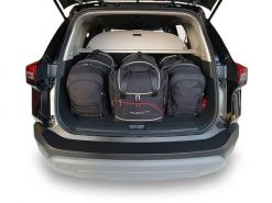 Torby Do Bagażnika Nissan X-Trail Mhev 2022+ 4Szt Kjust. Czarne torby podróżne damskie KJUST, bez wzorów, z kauczuku. Za 1,332.00 zł.