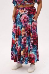 Rozkloszowana spódnica Solea MIDI w print piwonii PLUS SIZE XXL OVERSIZE. Spódnice damskie Moda Size Plus Iwanek, na co dzień, l, bez wzorów, z bawełny, eleganckie, plus size, midi, oversize. W wyprzedaży za 229.90 zł.