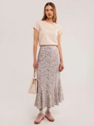 Spódnica damska maxi z wiskozy z motywem kwiatowym Adria 000. Spódnice damskie BIG STAR, l, bez wzorów, z koronki, boho, maxi, asymetryczne. W wyprzedaży za 179.99 zł.