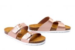 DR. BRINKMANN 700993-23 bronze, klapki damskie. Brązowe klapki damskie Dr. Brinkmann, bez wzorów, bez obcasa, bez zapięcia. Za 204.90 zł.