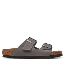 Klapki Birkenstock. Szare klapki damskie Birkenstock, bez wzorów, bez obcasa, bez zapięcia. Za 409.99 zł.