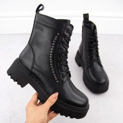 Skórzane workery damskie ocieplane botki z nitami czarne Big Star OO274A255. Czarne botki damskie BIG STAR, bez wzorów, ze skóry, eleganckie, bez obcasa, bez zapięcia. Za 144.00 zł.
