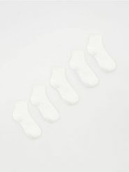 Skarpetki 5-pack - biały. Białe skarpetki damskie Reserved, bez wzorów. Za 49.99 zł.