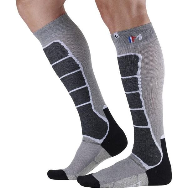 Skarpetki Monnet Fusion. Białe skarpetki damskie MONNET, bez wzorów, z materiału. Za 109.60 zł.
