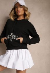 Czarna Bluza o Klasycznym Kroju z Kapturem i Kieszenią Firloti. Czarne bluzy damskie Renee, l, bez wzorów, z jeansu, casualowe, bez ramiączek, z kapturem. Za 49.99 zł.