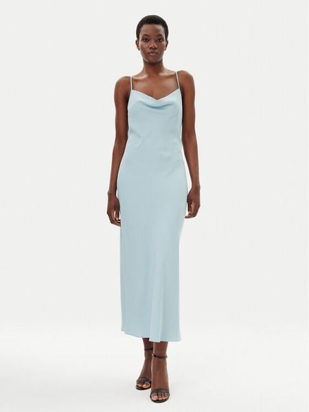 Calvin Klein Sukienka letnia LV044B053G Błękitny Slim Fit. Niebieskie sukienki damskie Calvin Klein, na lato, bez wzorów, z syntetyku, bez kołnierzyka, bez ramiączek. Za 329.99 zł.