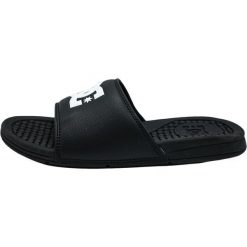 Klapki DC Shoes Bolsa, Mężczyźni. Czarne klapki męskie DC Shoes, bez wzorów, ze skóry ekologicznej, bez zapięcia. Za 290.00 zł.