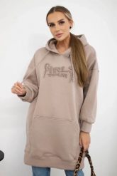 Bluza ocieplana z haftowanym napisem oversize ciemno beżowa. Brązowe bluzy damskie KESI, l, bez wzorów, z bawełny, bez ramiączek, bez kaptura. Za 238.37 zł.