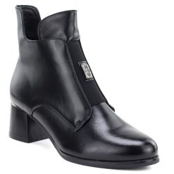 Botki damskie ocieplane na klocku czarne Potocki SZ12868. Czarne botki damskie POTOCKI, bez wzorów, z materiału, bez obcasa, bez zapięcia. Za 169.99 zł.