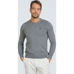 Sweter w kolorze szarym. Szare swetry męskie Denim Culture, l, bez wzorów, z bawełny, bez kołnierzyka, bez ramiączek. W wyprzedaży za 94.95 zł.