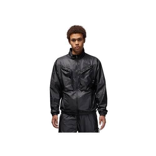 Kurtka uniwersalna męska Nike 23engineered Statement Track. Czarne kurtki męskie Nike, m, bez wzorów, z syntetyku, klasyczne, bez kaptura. Za 579.00 zł.