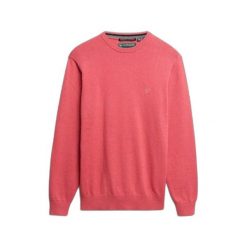 Sweter bawełnowy Superdry Essentials. Czerwone swetry męskie Superdry, na zimę, m, bez wzorów, z bawełny, eleganckie, bez kołnierzyka, bez ramiączek. Za 274.80 zł.