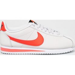 Nike - Buty Classic Cortez Leather. Brązowe obuwie sportowe damskie Nike, bez wzorów, z materiału, bez zapięcia. W wyprzedaży za 299.90 zł.