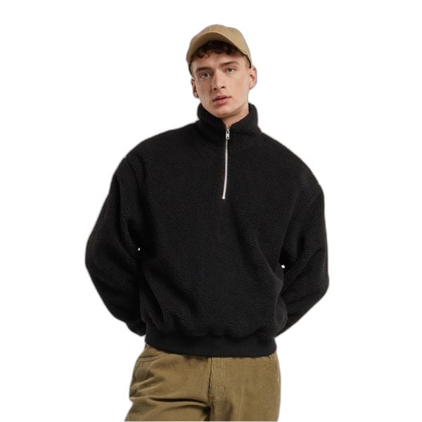 Sweter oversize Urban Classics. Czarne swetry męskie Urban Classics, m, bez wzorów, z materiału, bez kołnierzyka, bez ramiączek. Za 243.50 zł.