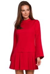 Elegancka sukienka mini z kontrafałdami czerwona. Czerwone sukienki damskie Sukienki.shop, xxl, bez wzorów, eleganckie, bez kołnierzyka, bez ramiączek, mini, rozkloszowane. W wyprzedaży za 195.00 zł.