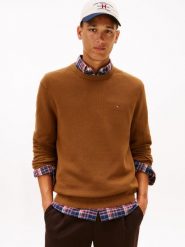 Tommy Hilfiger sweter Mężczyźni Bawełna brązowy, L. Brązowe swetry męskie Tommy Hilfiger, l, bez wzorów, z bawełny, bez kołnierzyka, bez ramiączek. Za 329.95 zł.