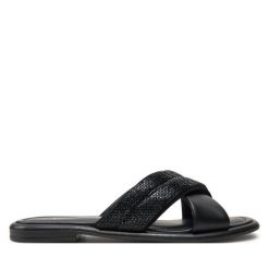 Klapki Marco Tozzi. Czarne klapki damskie Marco Tozzi, bez wzorów, bez obcasa, bez zapięcia. Za 249.99 zł.