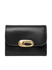 Calvin Klein Portfel Hardware Trifold With Zip Pocket LV04F1116G Czarny. Czarne portfele damskie Calvin Klein, ze skóry. Za 289.99 zł.