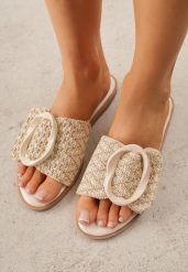 Beżowe Klapki Ozdobione Plecionką Wstawką i Klamrą Isirreia. Brązowe klapki damskie Born2be, na lato, bez wzorów, z jeansu, biznesowe, bez obcasa, na płaskiej podeszwie, bez zapięcia. Za 69.99 zł.