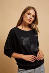 Bluza z rękawami 3/4 czarna. Czarne bluzy damskie MOODO, xs, bez wzorów, z bawełny, bez ramiączek, bez kaptura. W wyprzedaży za 49.99 zł.