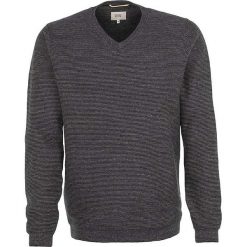 Sweter w kolorze ciemnoszarym. Szare swetry męskie Camel Active, m, bez wzorów, ze skóry, bez kołnierzyka, bez ramiączek. W wyprzedaży za 175.95 zł.