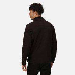 Kurtka robocza męska Defender. Brązowe kurtki męskie Regatta, na zimę, m, bez wzorów, z softshellu, sportowe, bez kaptura. Za 369.99 zł.