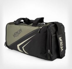 Venum Torba sportowa Trainer Lite EVO Czarna/Khaki. Czarne torby na ramię męskie VENUM, bez wzorów, z materiału, na ramię, duże. Za 373.43 zł.