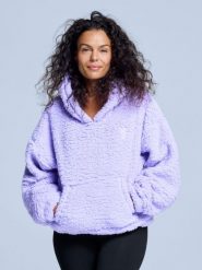 Bluza z kapturem Fluffy - damska - na cztery pory roku - Teddy - liliowa. Fioletowe bluzy damskie POEDERBAAS, xl, bez wzorów, z materiału, eleganckie, bez ramiączek, z kapturem. Za 199.42 zł.