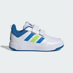 Buty Tensaur Sport 3.0 CF K. Białe buty sportowe męskie Adidas, bez wzorów, z gumy, bez zapięcia, na jogę i pilates. Za 169.00 zł.
