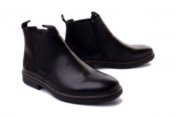 RIEKER 33180-00 black, botki męskie. Czarne botki męskie Rieker, na zimę, bez wzorów, z gumy, bez obcasa, bez zapięcia. Za 439.90 zł.
