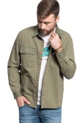 MĘSKA KOSZULA MATERIAŁOWA LEE 2PKT OVERSHIRT RELXED FIT UTILITY GREEN L67MDONG 112116901. Zielone koszule męskie Lee, l, bez wzorów, z materiału, bez kołnierzyka, bez ramiączek. Za 179.99 zł.