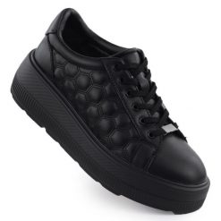 Skórzane półbuty damskie pikowane sneakersy na platformie czarne Filippo DP7285. Czarne półbuty damskie Filippo, bez wzorów, ze skóry, sportowe, bez obcasa, na koturnie, bez zapięcia. Za 202.99 zł.