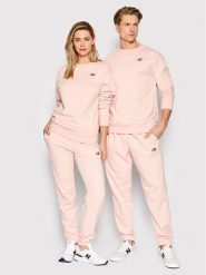 New Balance Bluza Unisex UT21501 Różowy Relaxed Fit. Czerwone bluzy męskie New Balance, m, bez wzorów, z syntetyku, bez ramiączek, bez kaptura. Za 139.99 zł.