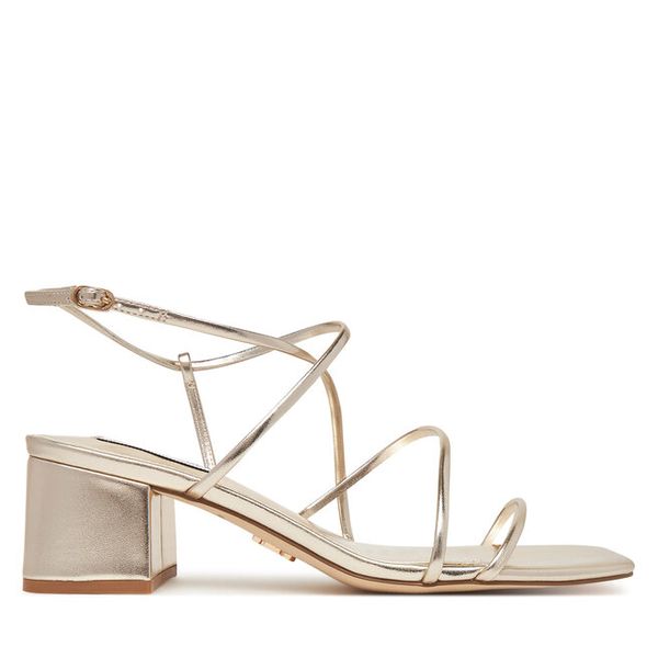 Sandały Steve Madden. Żółte sandały damskie Steve Madden, bez wzorów, bez obcasa, na słupku, bez zapięcia. Za 319.99 zł.