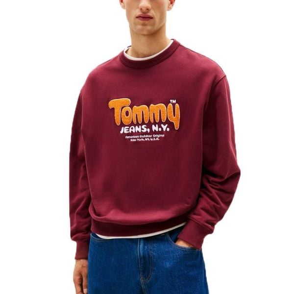 Bluza polarowa TOMMY JEANS TJM RLX BOUCLE FNT PLY C Bordeaux. Czerwone bluzy sportowe męskie Tommy Hilfiger, m, bez wzorów, z jeansu, bez kaptura. Za 449.53 zł.