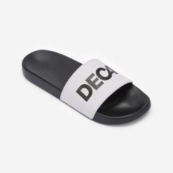 Klapki basenowe Decathlon 500 Collector. Niebieskie klapki męskie NABAIJI, bez wzorów, z materiału, bez zapięcia. Za 69.99 zł.