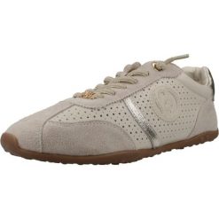 Buty CARMELA 163109C Jasnobrązowy. Brązowe obuwie trekkingowe damskie Carmela, ze skóry, bez zapięcia. Za 379.20 zł.