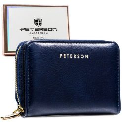 Portfel damski Peterson PTN 010-HF granatowy. Niebieskie portfele damskie Peterson, ze skóry ekologicznej. Za 59.99 zł.