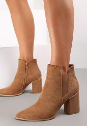 Ciemnobeżowe Botki Tyber. Brązowe botki damskie Renee, z aplikacjami, przed kolano, bez obcasa, na obcasie, bez zapięcia. Za 149.99 zł.