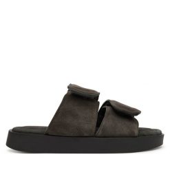 Klapki Inuikii. Szare klapki damskie Inuikii, bez wzorów, bez obcasa, bez zapięcia. Za 639.99 zł.