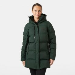Parka damska z kapturem Helly Hansen Adore. Czarne parki damskie Helly Hansen, na zimę, bez wzorów, z kapturem. W wyprzedaży za 1,334.00 zł.