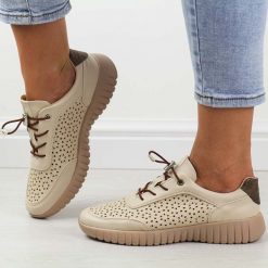 Beżowe Gr ażurowe półbuty damskie M.Daszyński 2270-2. Brązowe półbuty damskie M.Daszyński, w ażurowe wzory, ze skóry, bez obcasa, bez zapięcia. Za 139.00 zł.