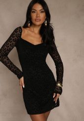 Czarna Dopasowana Sukienka z Koronki z Kwadratowym Dekoltem Uwedia. Czarne sukienki damskie Renee, na imprezę, l, bez wzorów, z koronki, bez kołnierzyka, bez ramiączek, maxi, dopasowane. Za 159.99 zł.